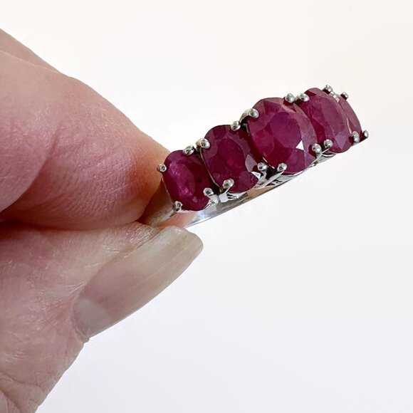 Vintage Ruby Ring Sterling Silver: Ring Band Stackable Red Stone 5 Stone Ring - Picture 5 of 7